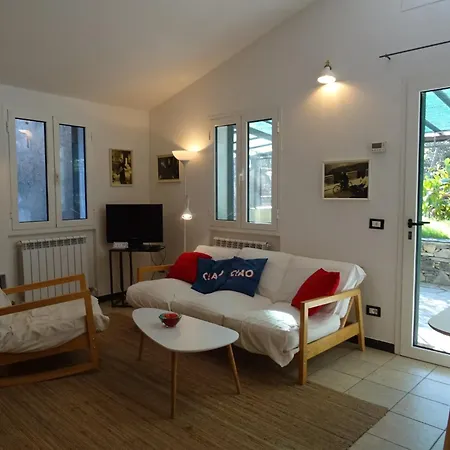 Modernes Casa Camillo Im Olivenhain *